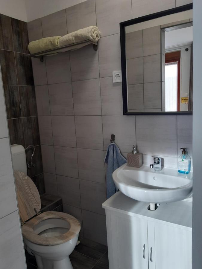 Nora Apartman Gyula Exterior foto