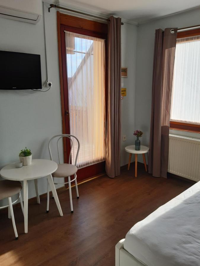 Nora Apartman Gyula Exterior foto
